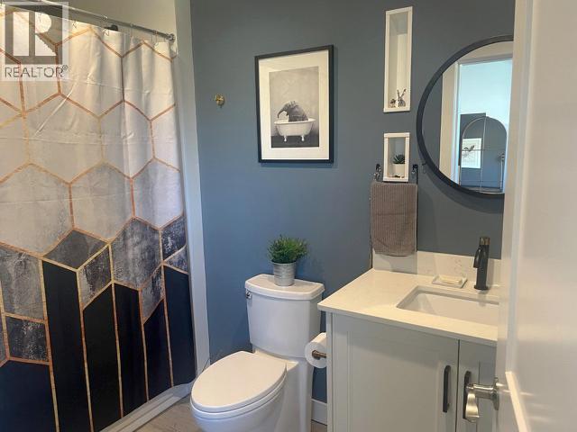 402-7175 DUNCAN STREET, Powell River