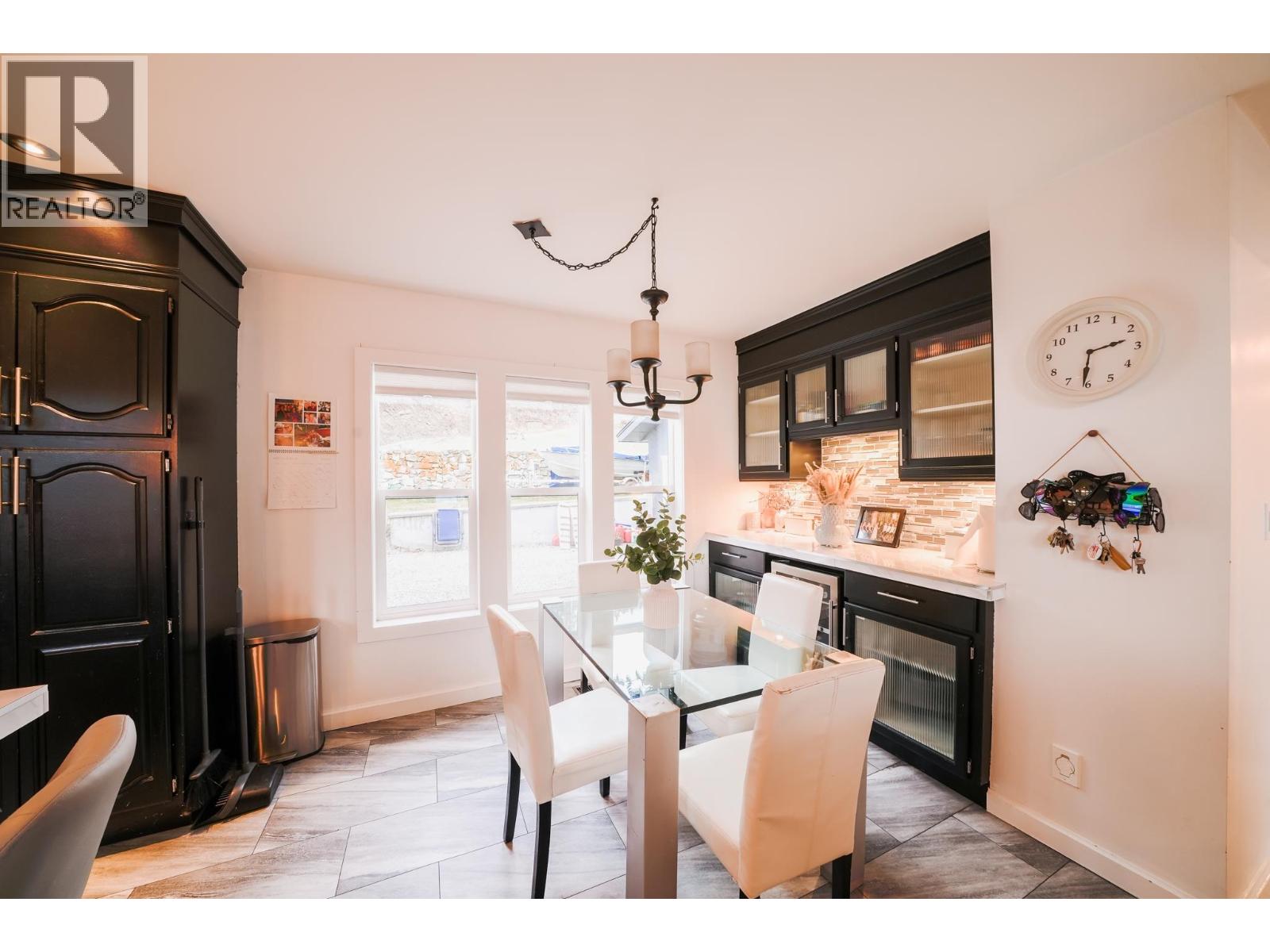 2124 SOUTH LAKESIDE DRIVE, Williams Lake