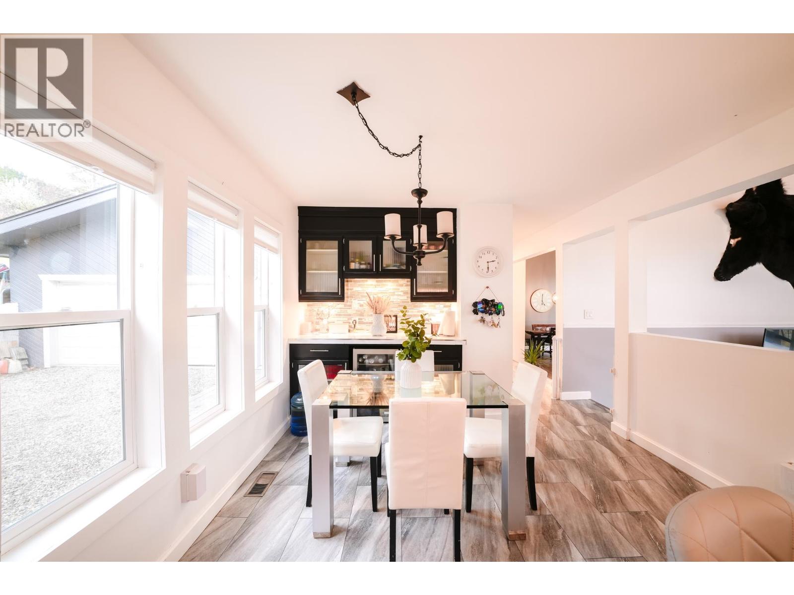 2124 SOUTH LAKESIDE DRIVE, Williams Lake