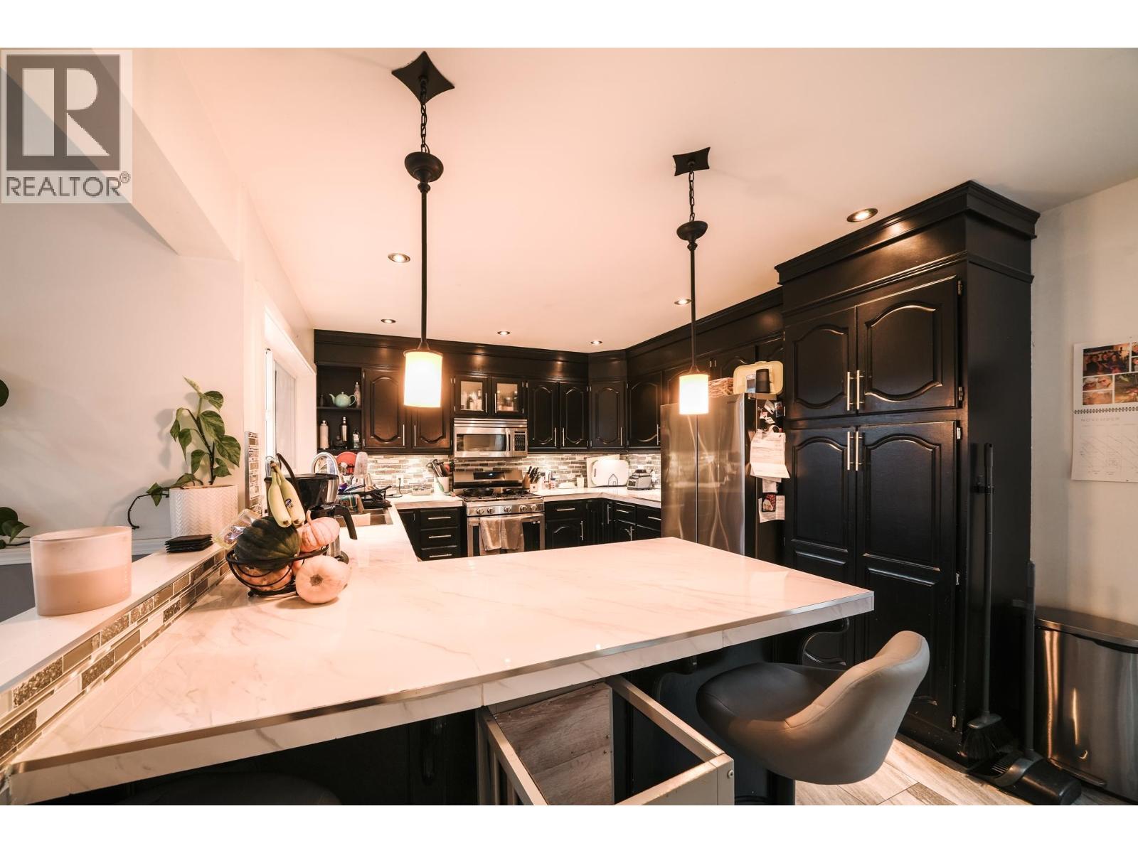 2124 SOUTH LAKESIDE DRIVE, Williams Lake