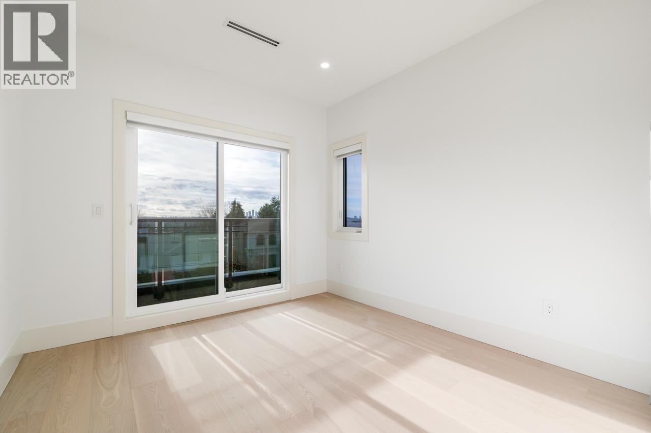 2 6691 WINCH STREET, Burnaby