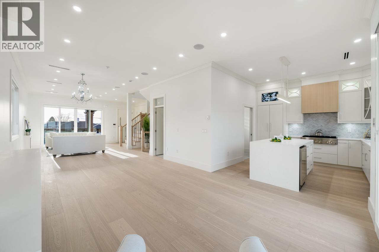 2 6691 WINCH STREET, Burnaby