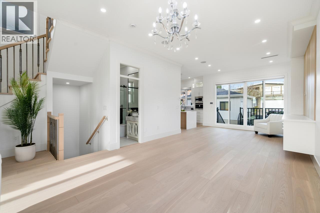 2 6691 WINCH STREET, Burnaby