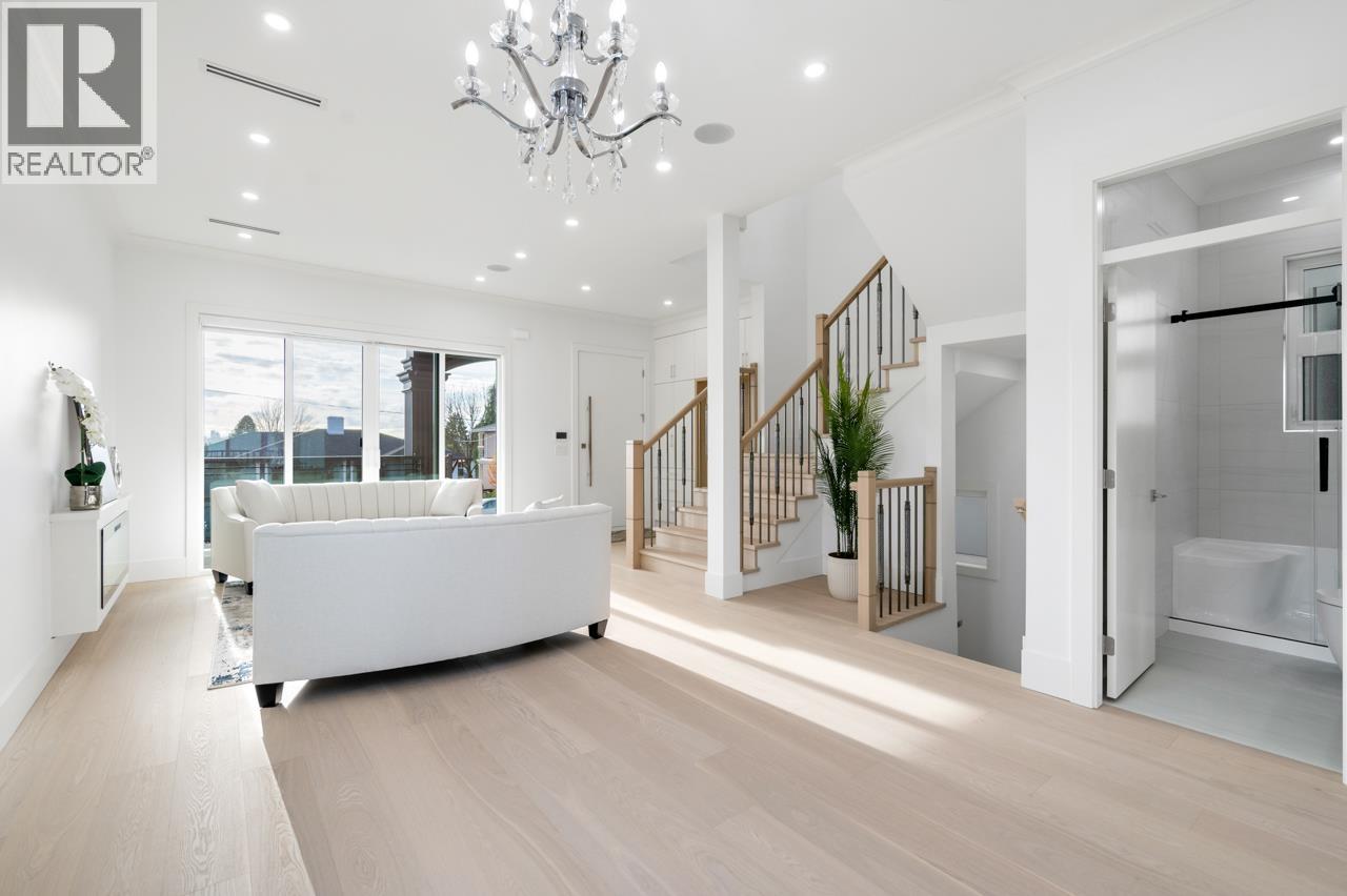 2 6691 WINCH STREET, Burnaby