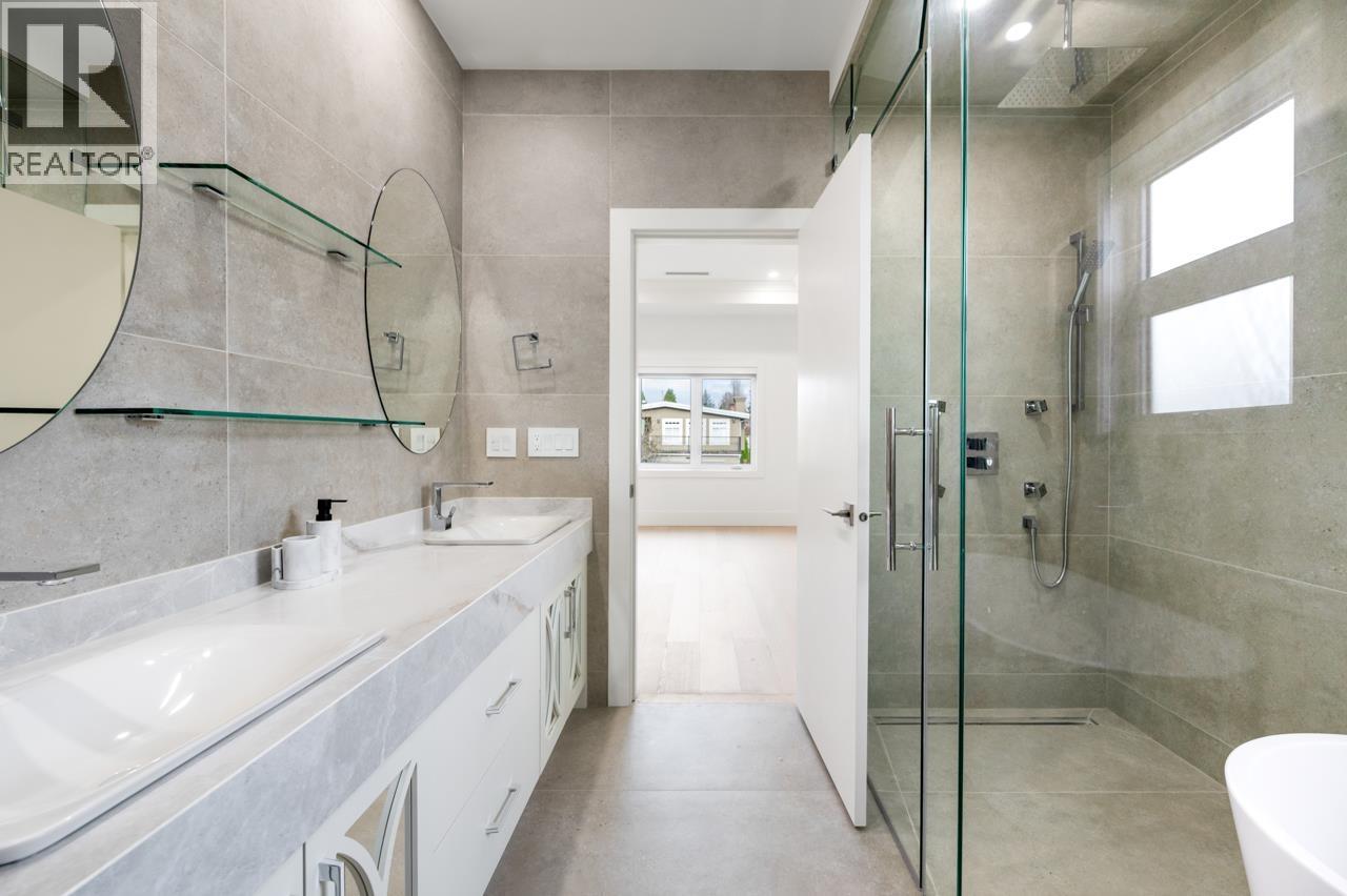 2 6691 WINCH STREET, Burnaby