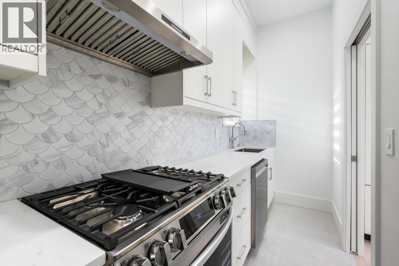 2 6691 WINCH STREET, Burnaby