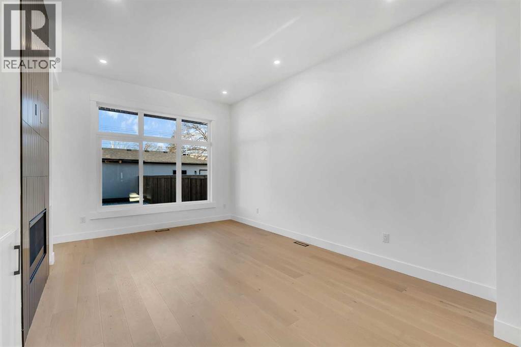 Single Family House for Sale in   Avenue NE Winston Heights/Mountview Calgary 