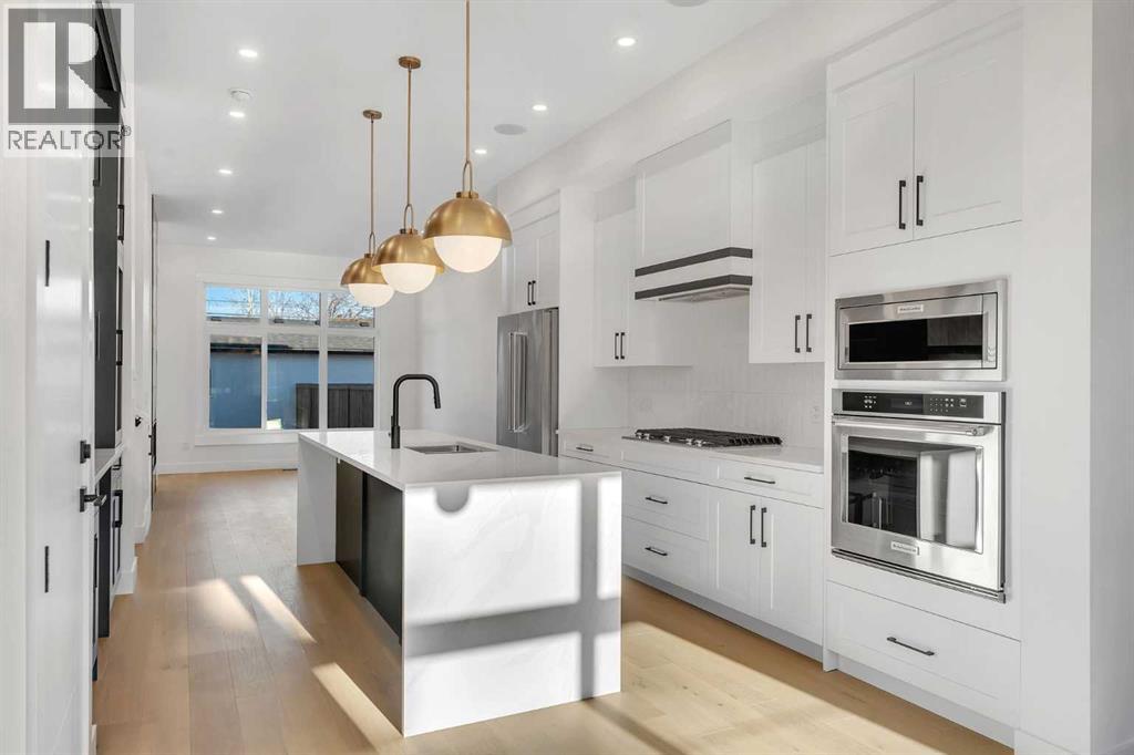 Single Family House for Sale in   Avenue NE Winston Heights/Mountview Calgary 