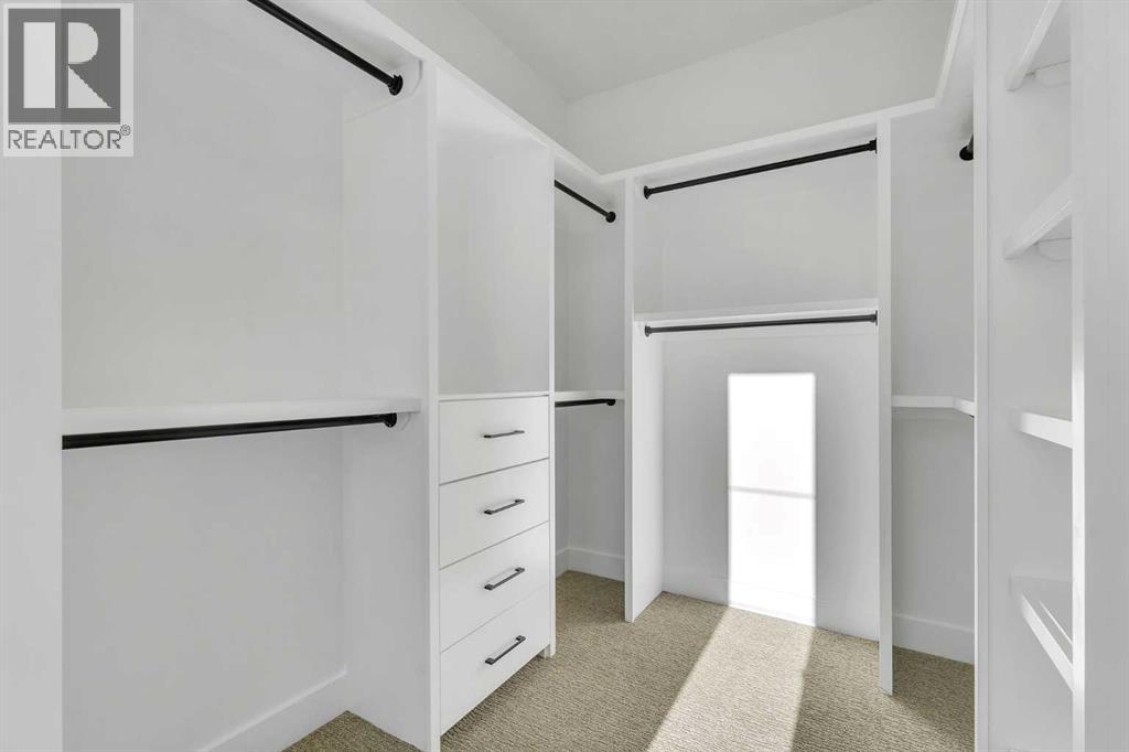 Single Family House for Sale in   Avenue NE Winston Heights/Mountview Calgary 