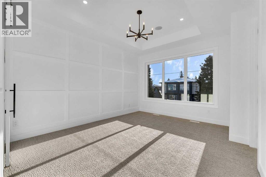 Single Family House for Sale in   Avenue NE Winston Heights/Mountview Calgary 