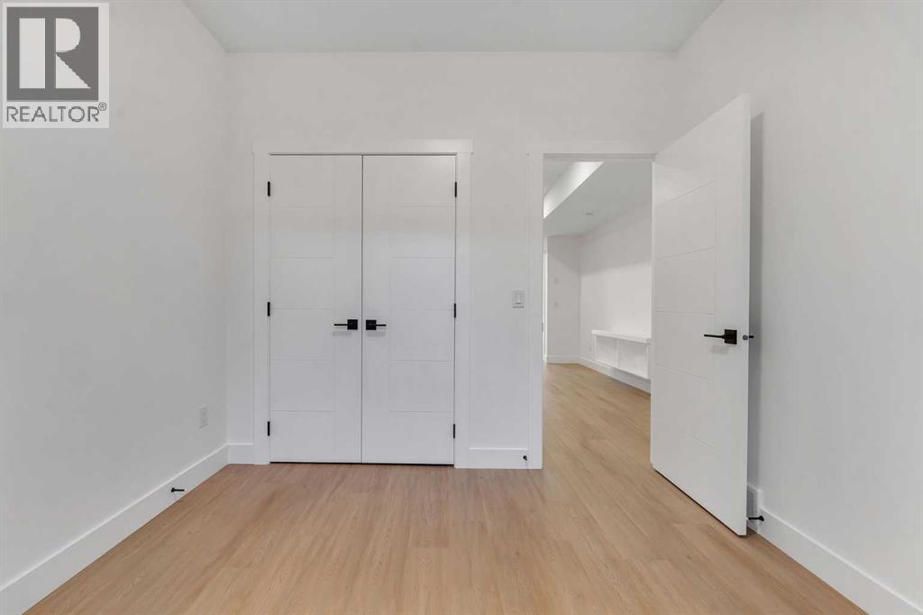 Single Family House for Sale in   Avenue NE Winston Heights/Mountview Calgary 