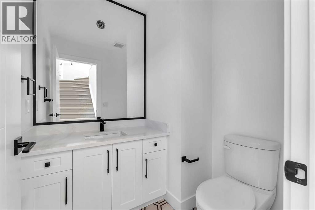 Single Family House for Sale in   Avenue NE Winston Heights/Mountview Calgary 