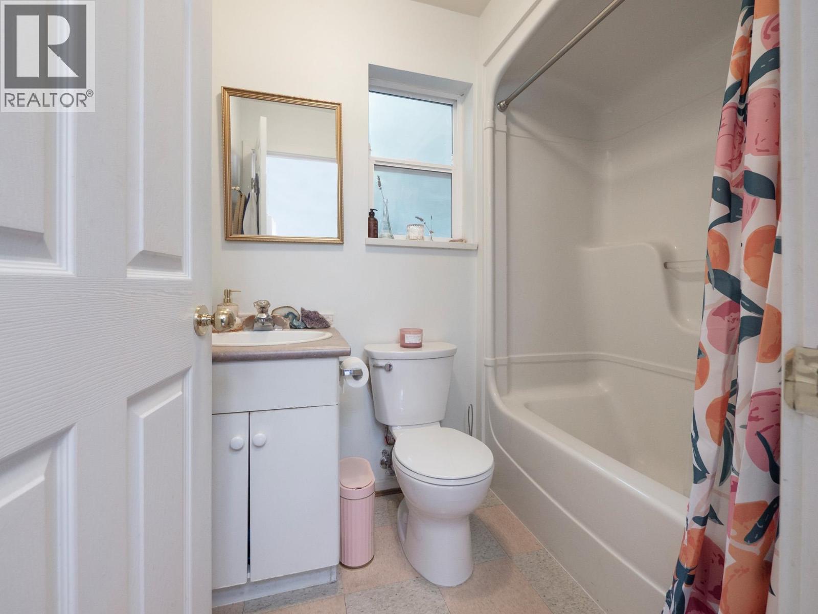 7027 SKANA CRESCENT, Sechelt