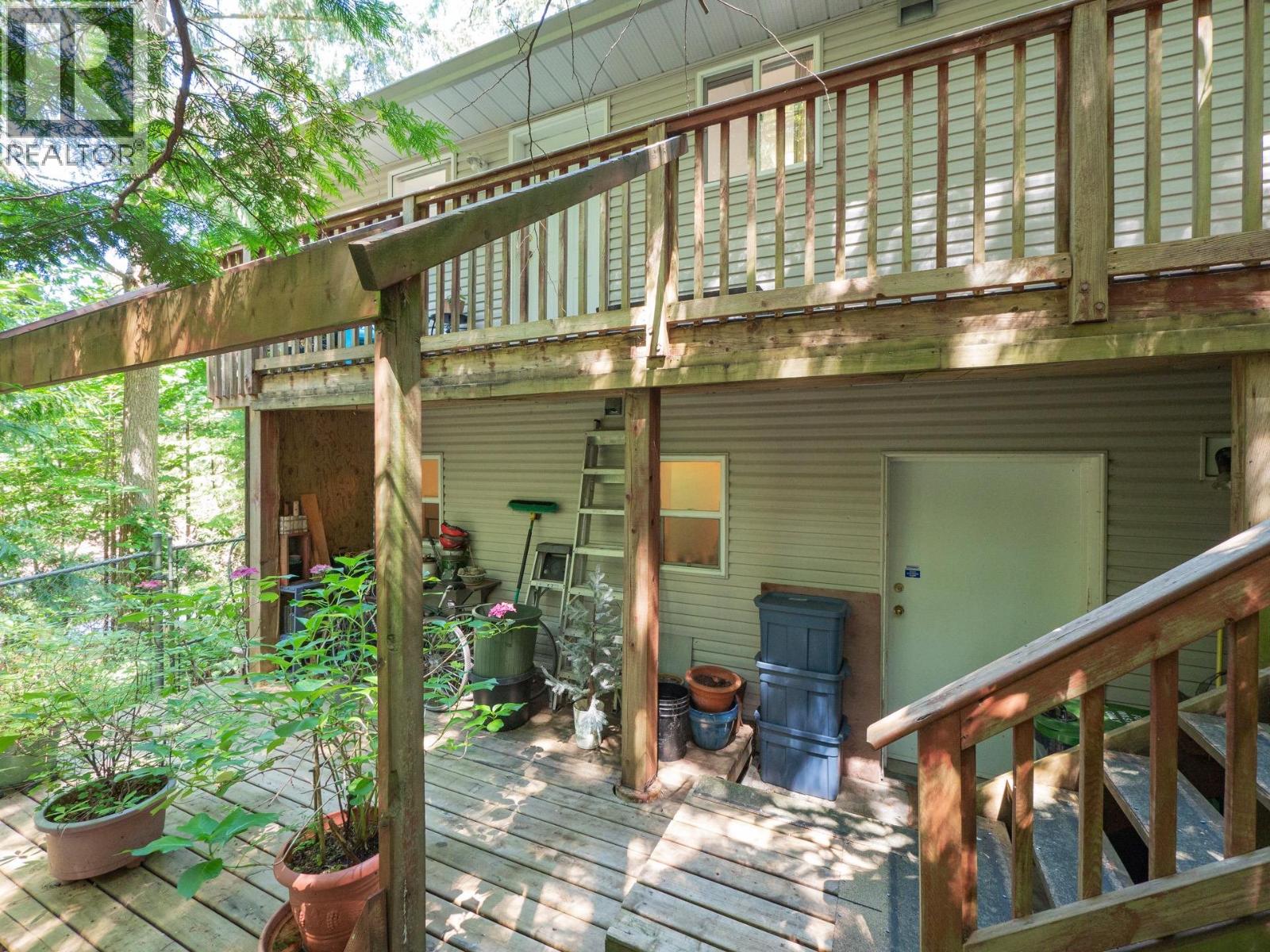 7027 SKANA CRESCENT, Sechelt