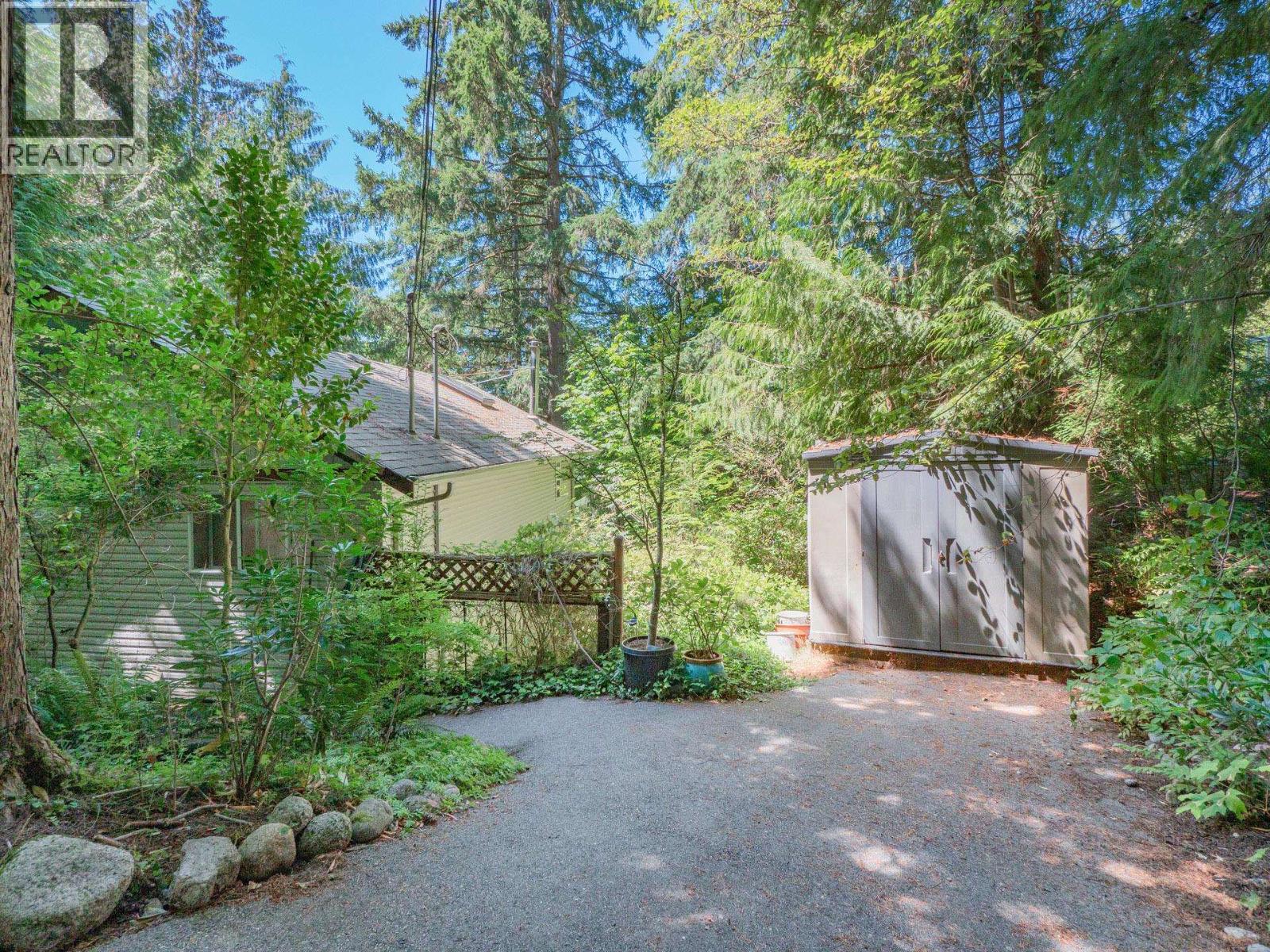 7027 SKANA CRESCENT, Sechelt