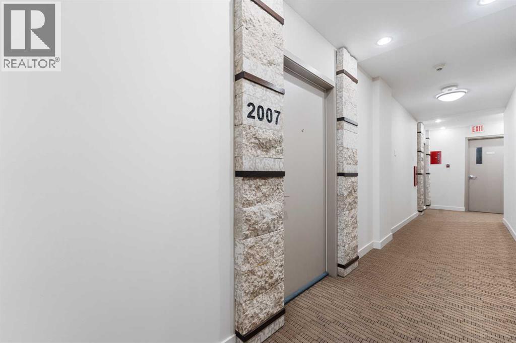 Single Family House for Sale in   Horton Road SW Haysboro Calgary 