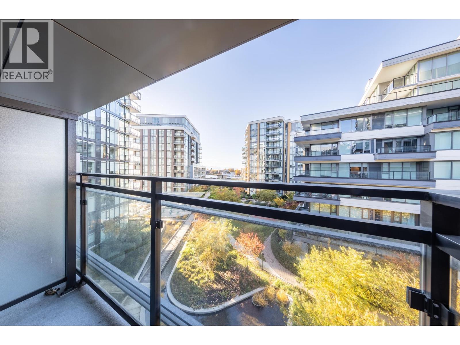 #902-3331 NO. 3 Road, Richmond