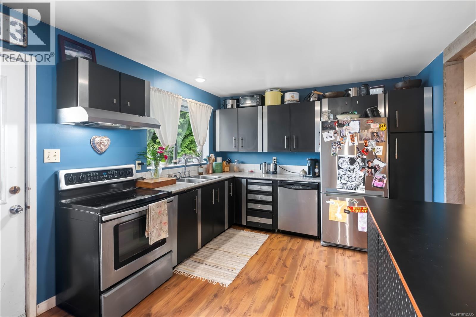 1550 Larch Rd, Ucluelet