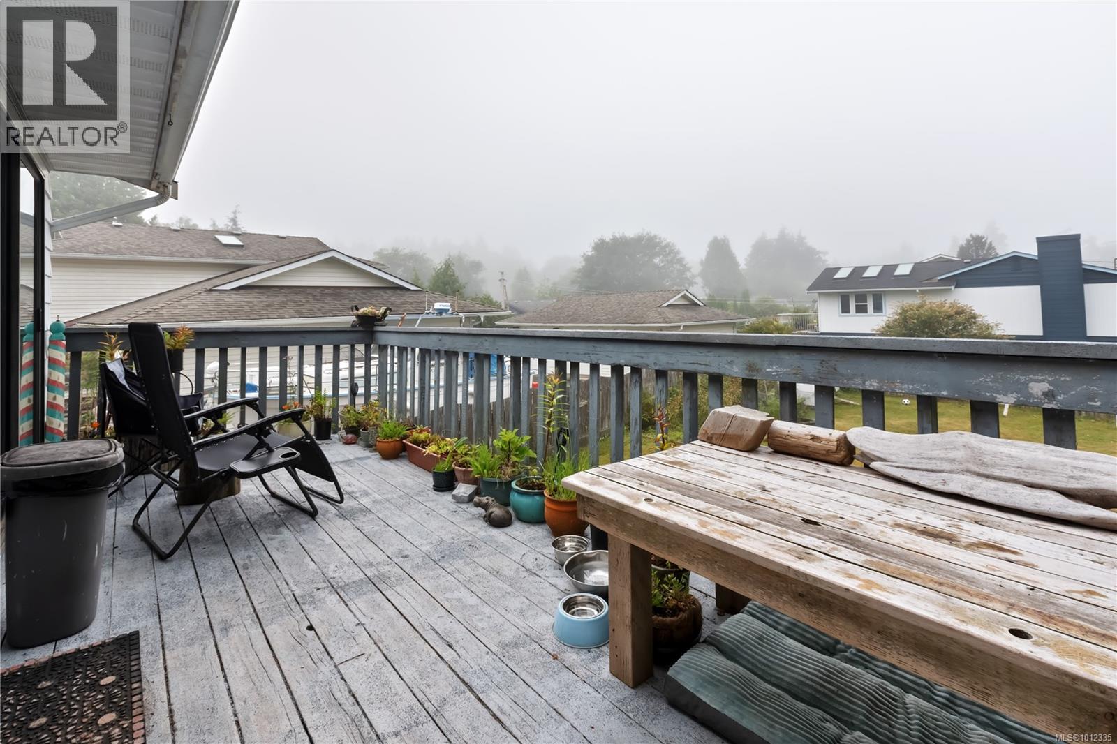 1550 Larch Rd, Ucluelet