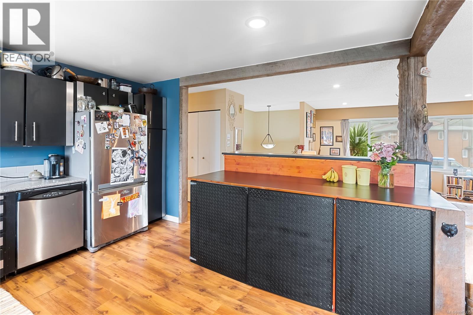 1550 Larch Rd, Ucluelet