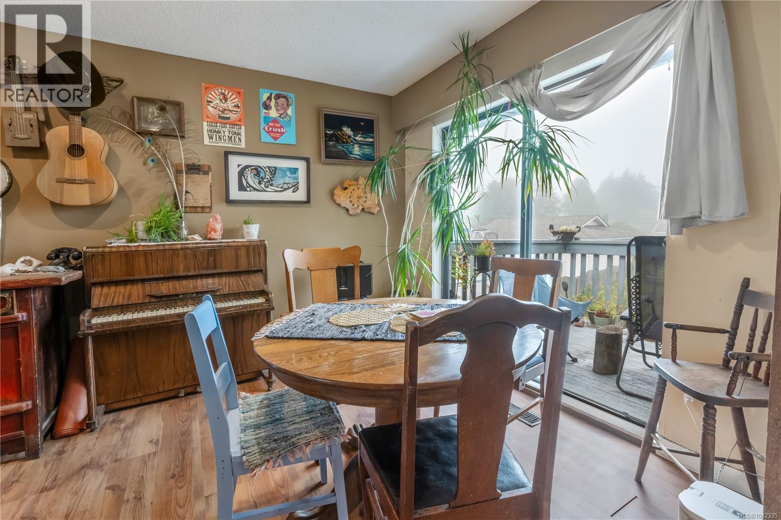 1550 Larch Rd, Ucluelet