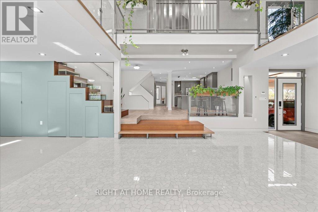 704 CEDAR AVENUE - Photo 3 of 45, Burlington (LaSalle), Ontario