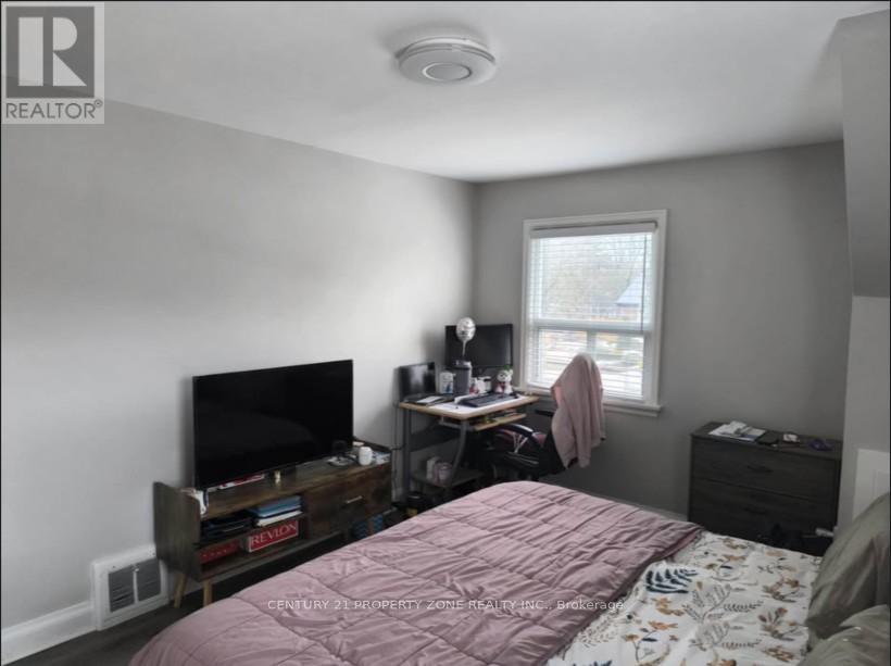 116 ELLIOT STREET - 16