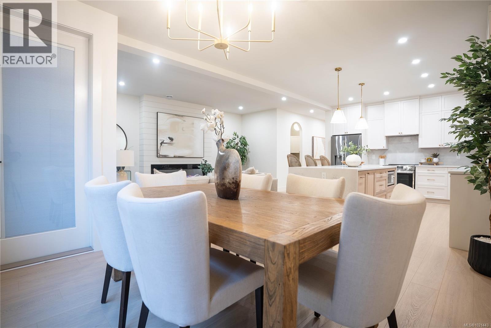 1565 Marble Pl, Langford