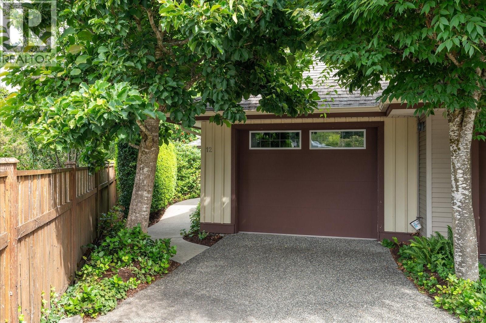 12 340 Young St, Parksville