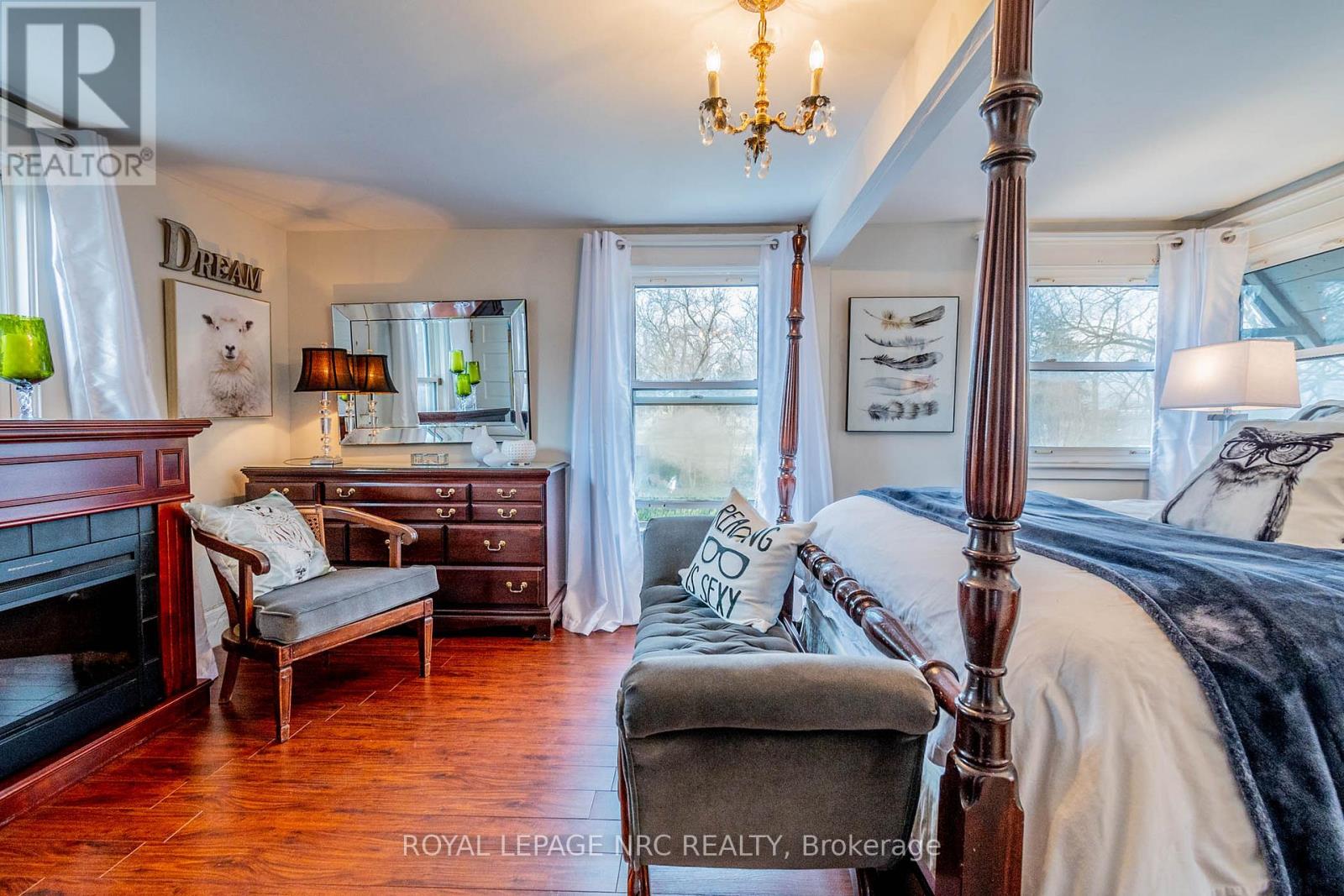 6107 BARKER STREET - 29