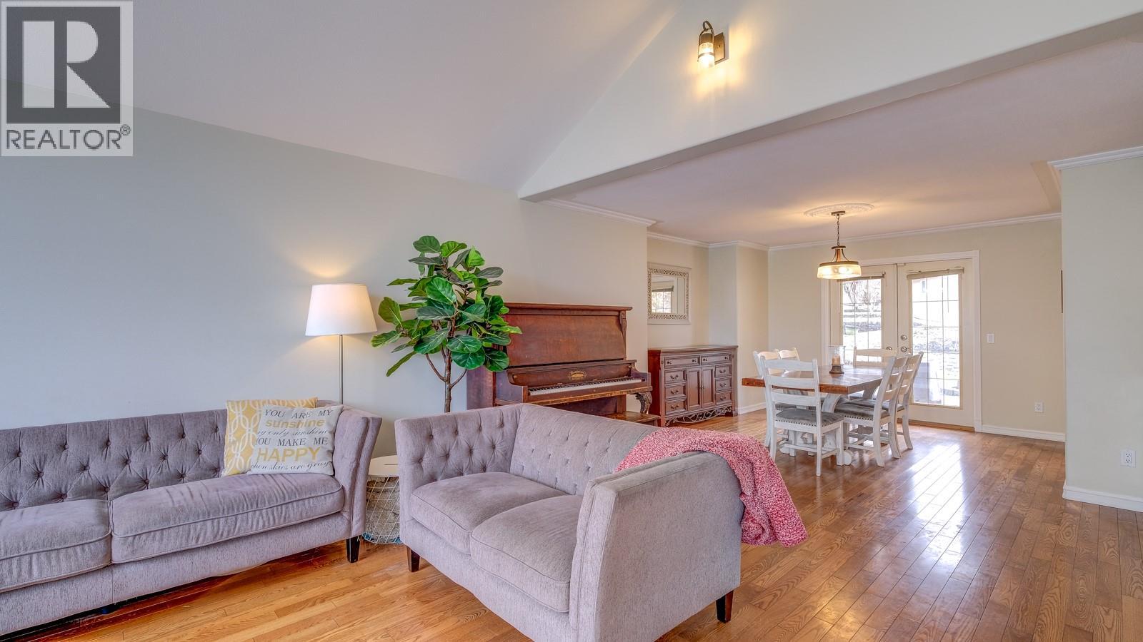  1189 Hudson Road, West Kelowna