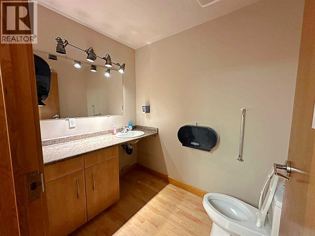 380 Mackenzie Boulevard, Fort McMurray