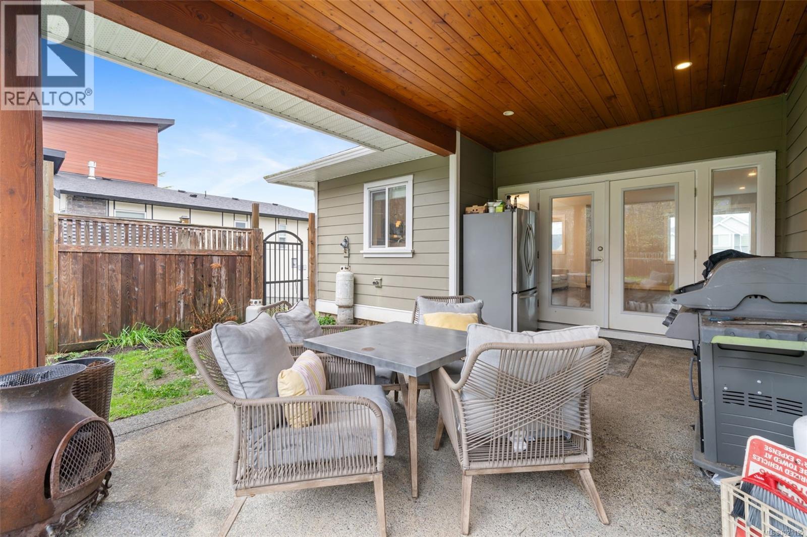 374 Point Ideal Dr, Lake Cowichan