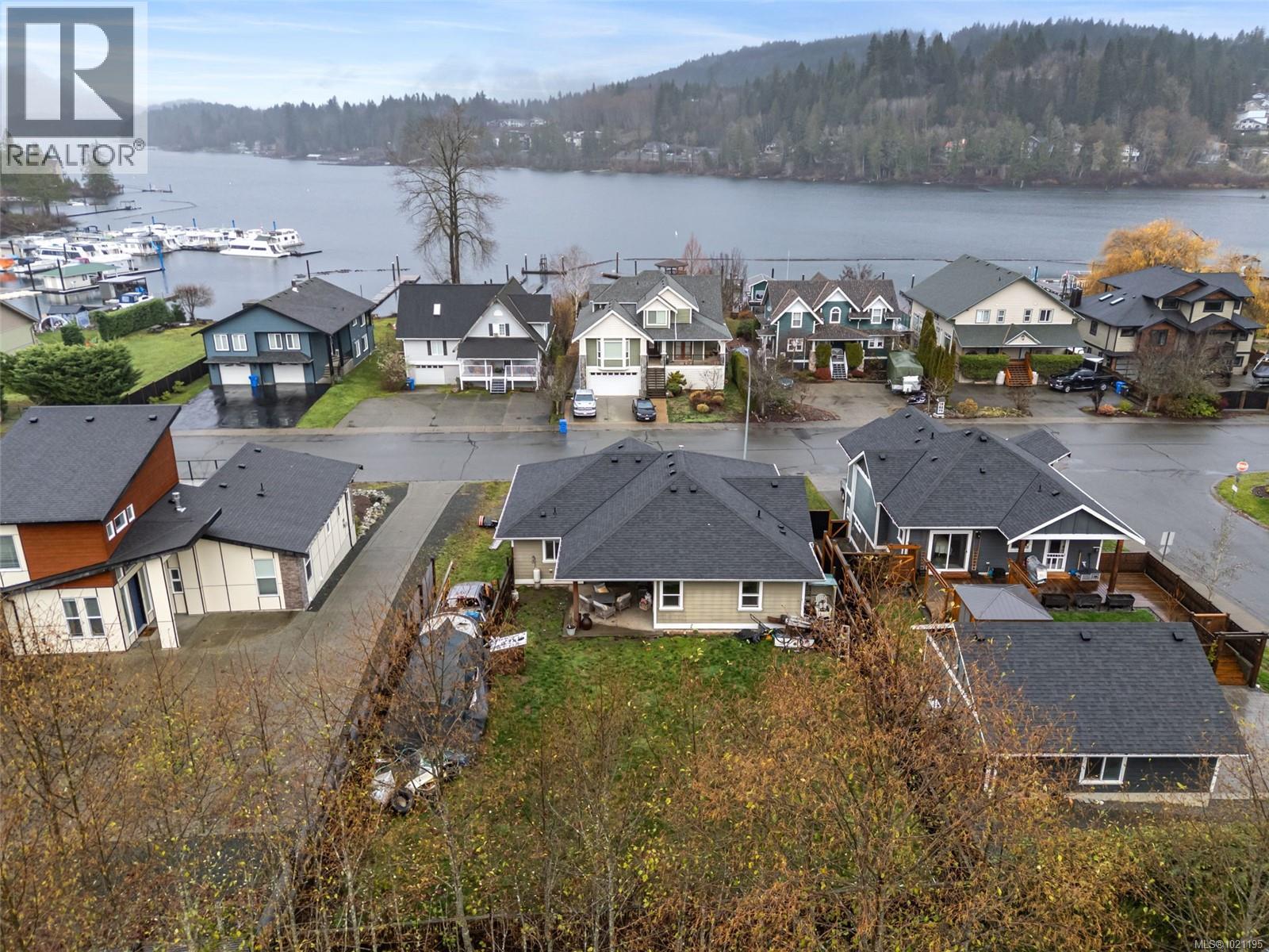 374 Point Ideal Dr, Lake Cowichan