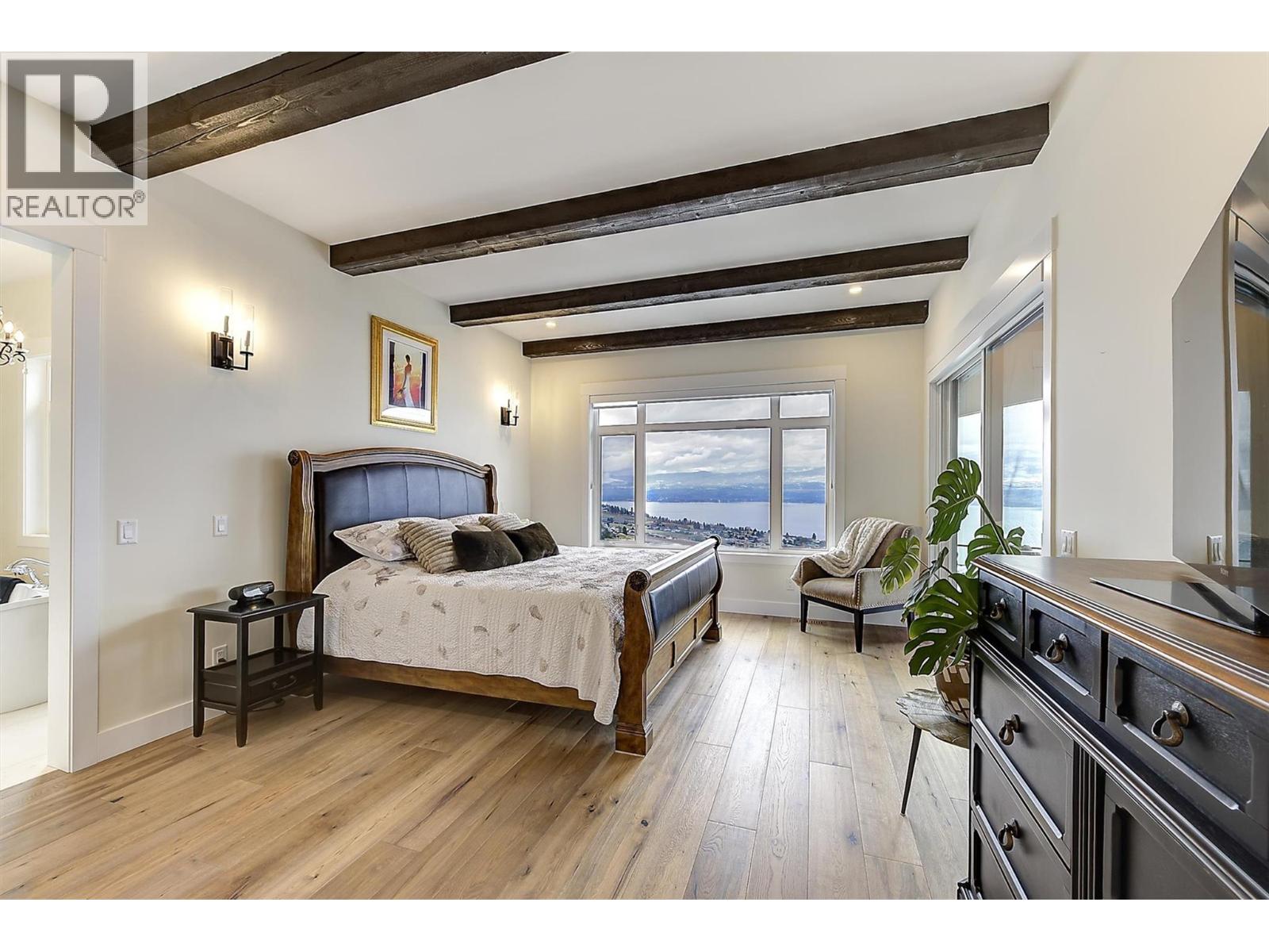  3279 Vineyard View Drive, West Kelowna