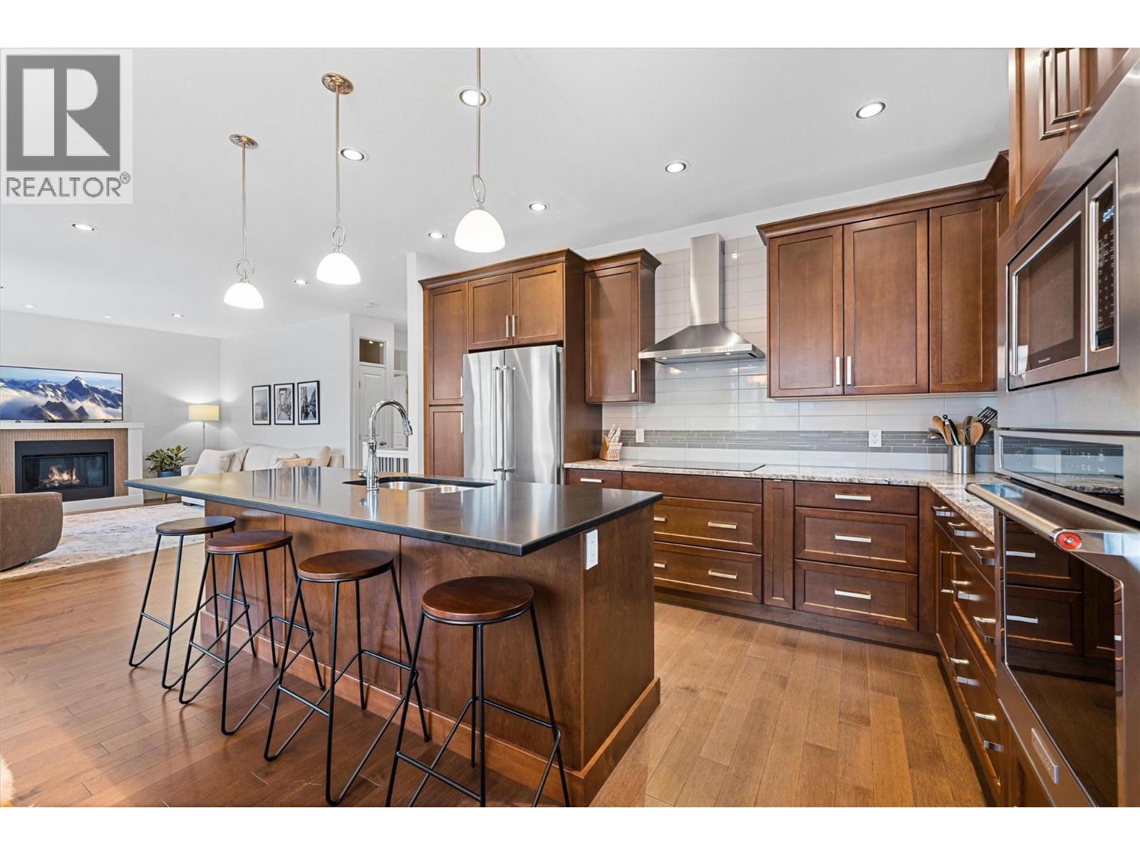  13080 Gibbons Drive, Lake Country