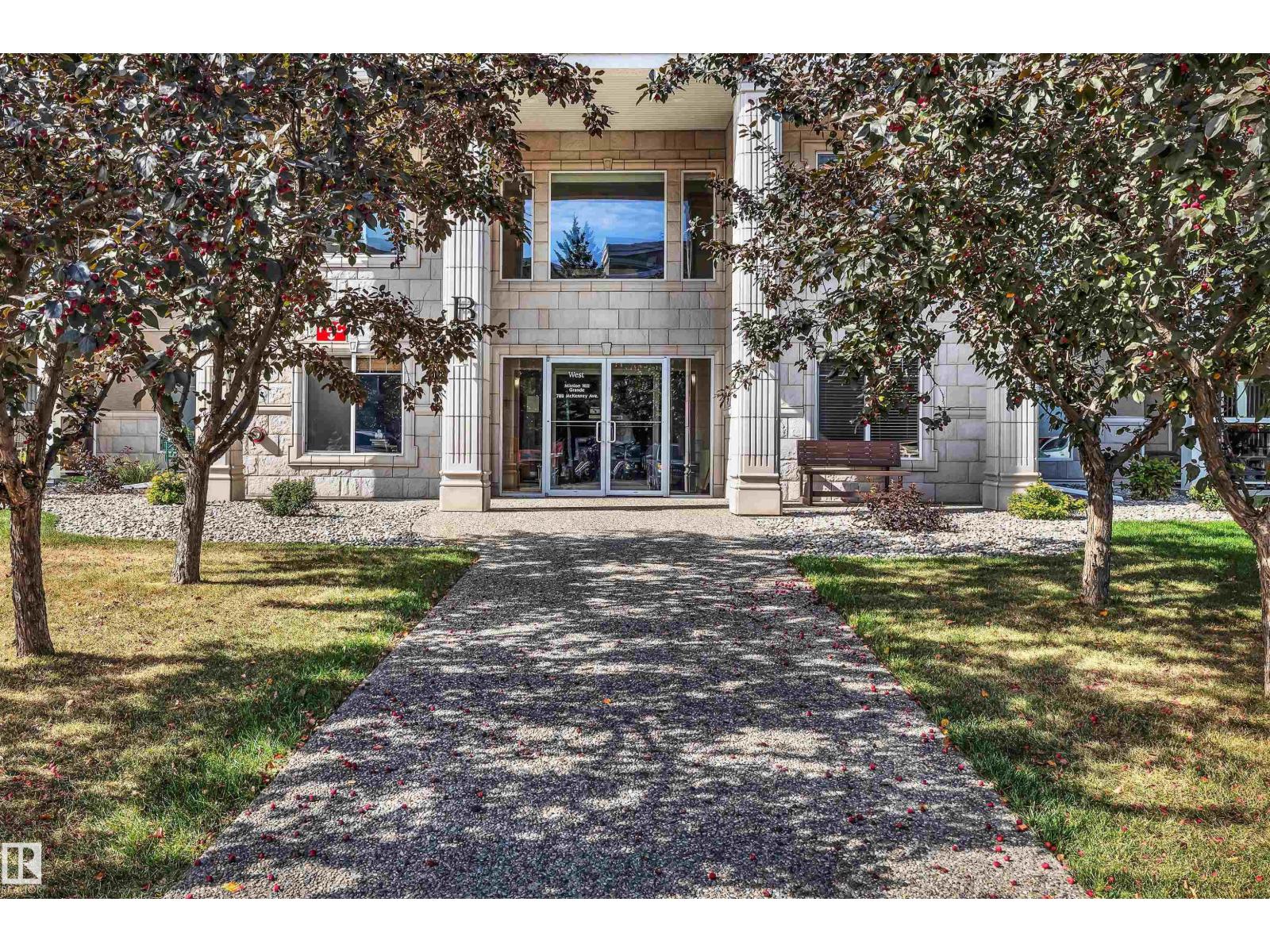 #441 78B MCKENNEY AV, St. Albert