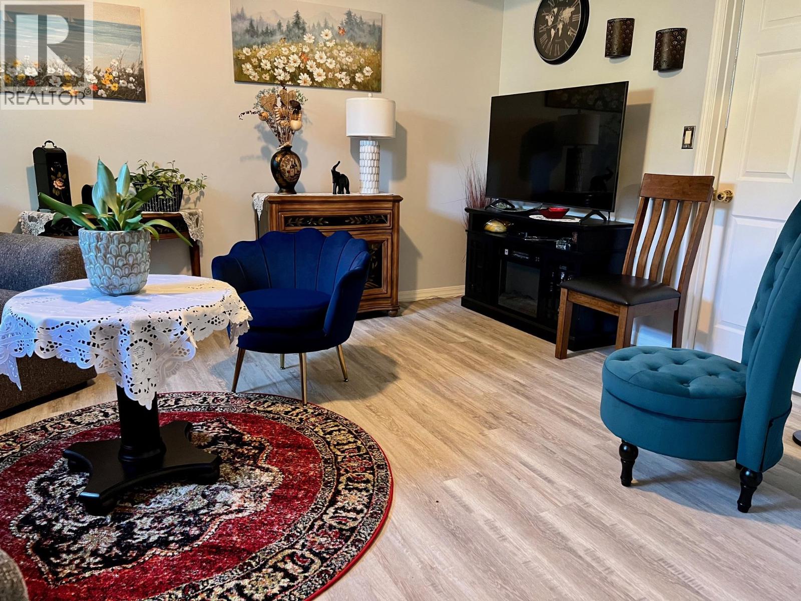 515F 20th Avenue S, Creston