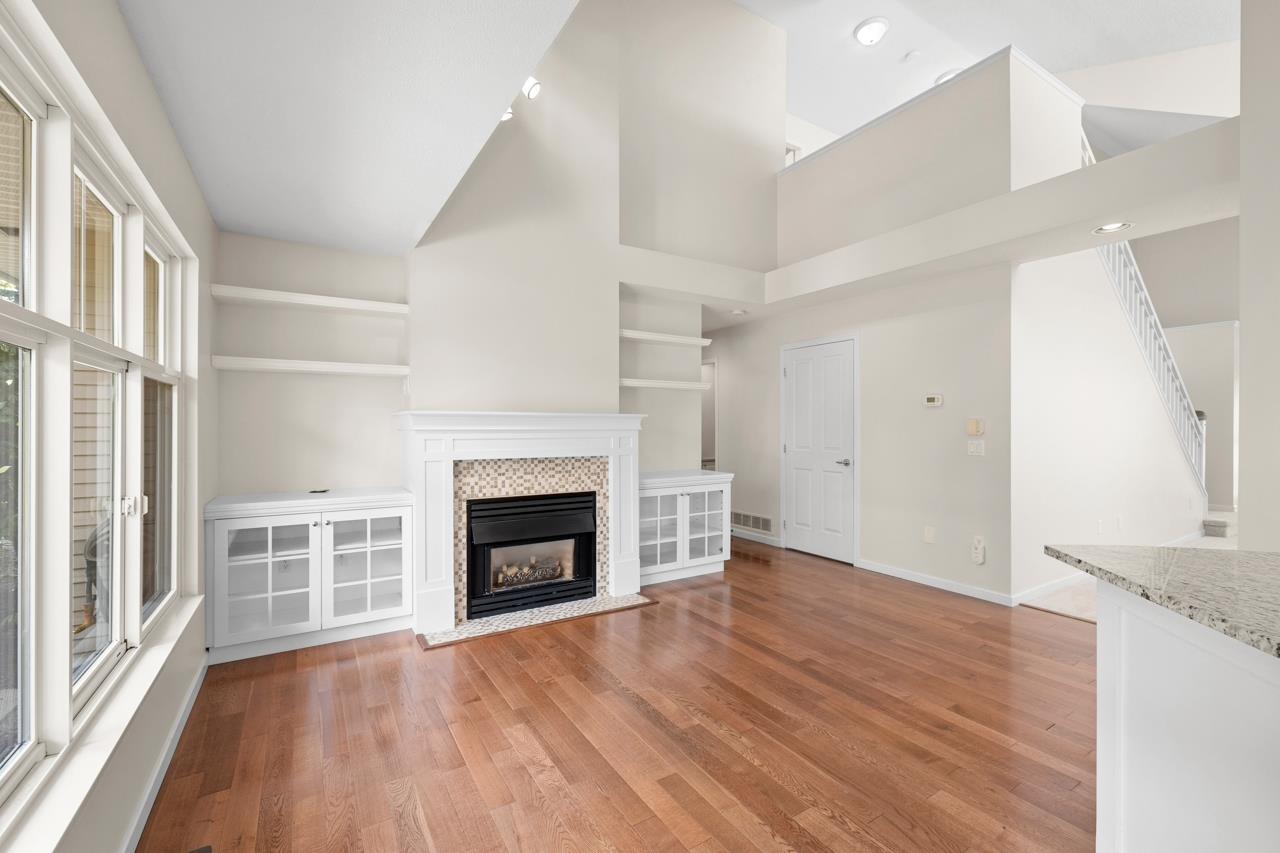 17 14877 33RD AVENUE, Surrey