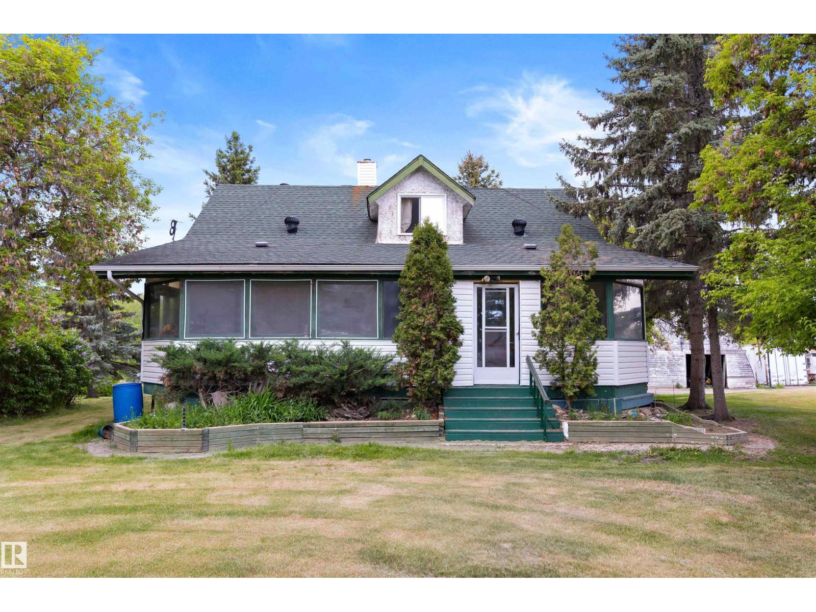 54318 RGE RD 255, St. Albert