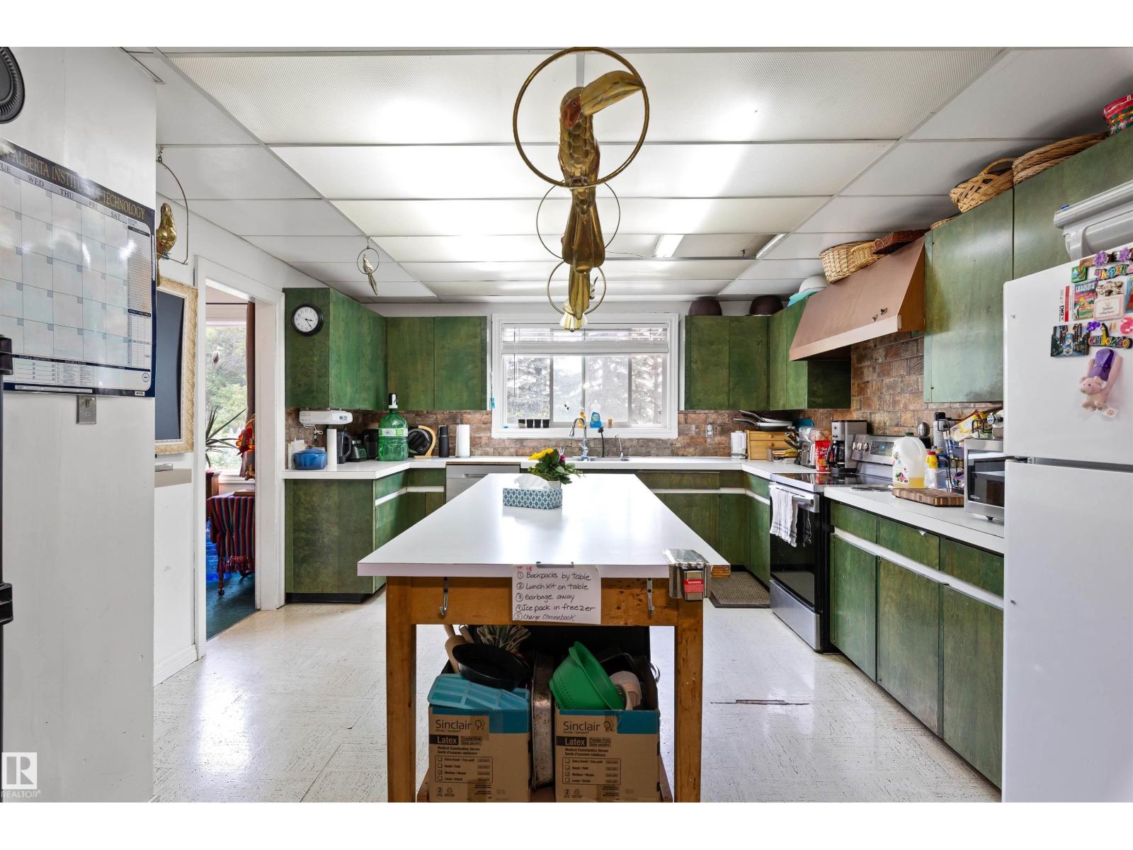 54318 RGE RD 255, St. Albert