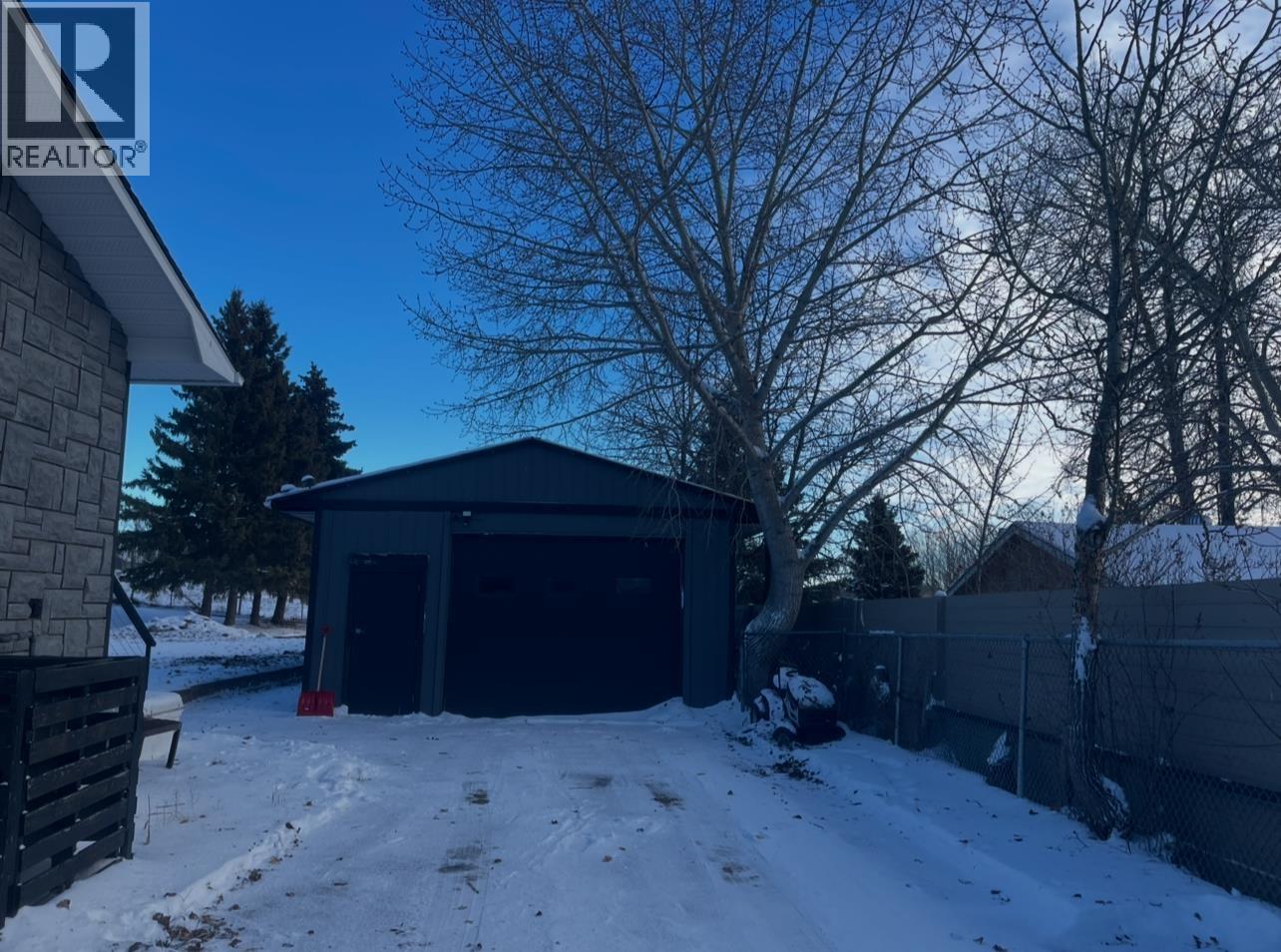 8824 PINE ROAD, Fort St. John