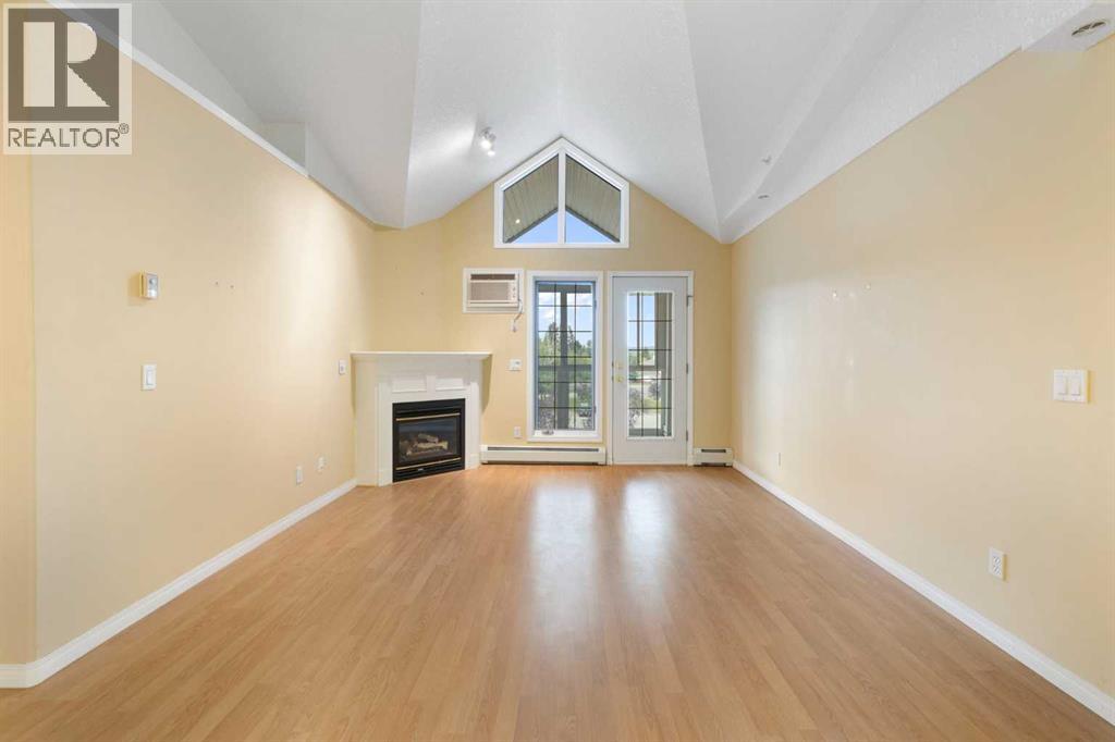 Single Family House for Sale in   Sierra Morena Boulevard SW Signal Hill Calgary 