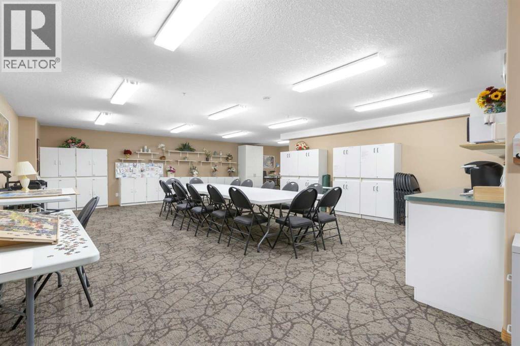 Single Family House for Sale in   Sierra Morena Boulevard SW Signal Hill Calgary 