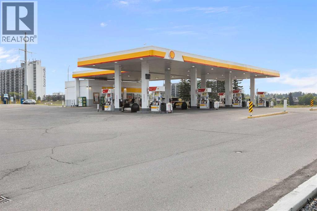 Single Family House for Sale in   Sierra Morena Boulevard SW Signal Hill Calgary 