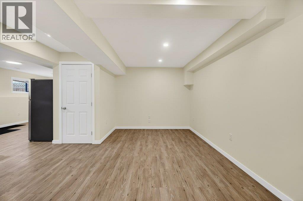  171 4 Street Southeast, Salmon Arm