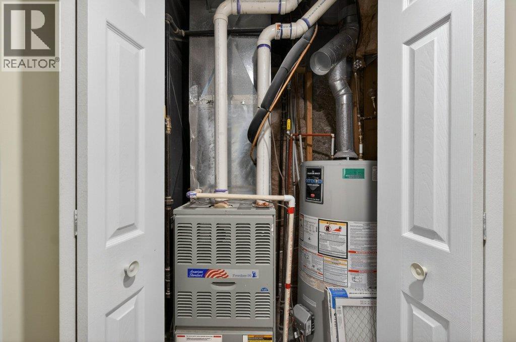  171 4 Street Southeast, Salmon Arm