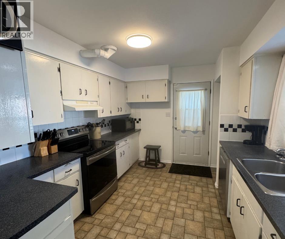 10716 105 AVENUE, Fort St. John