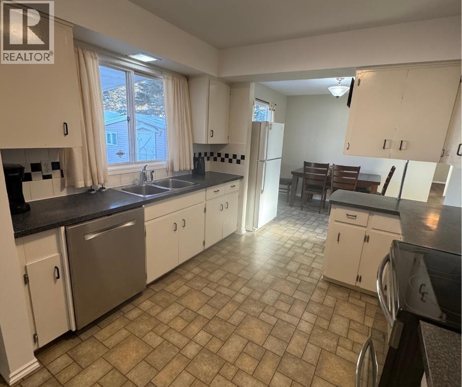 10716 105 AVENUE, Fort St. John