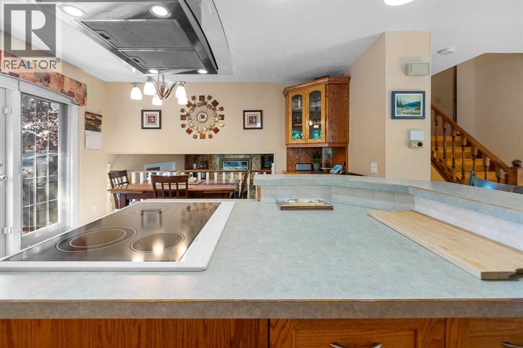 Single Family House 4 Level for Sale in  Bernard Court NW Beddington Heights Calgary 